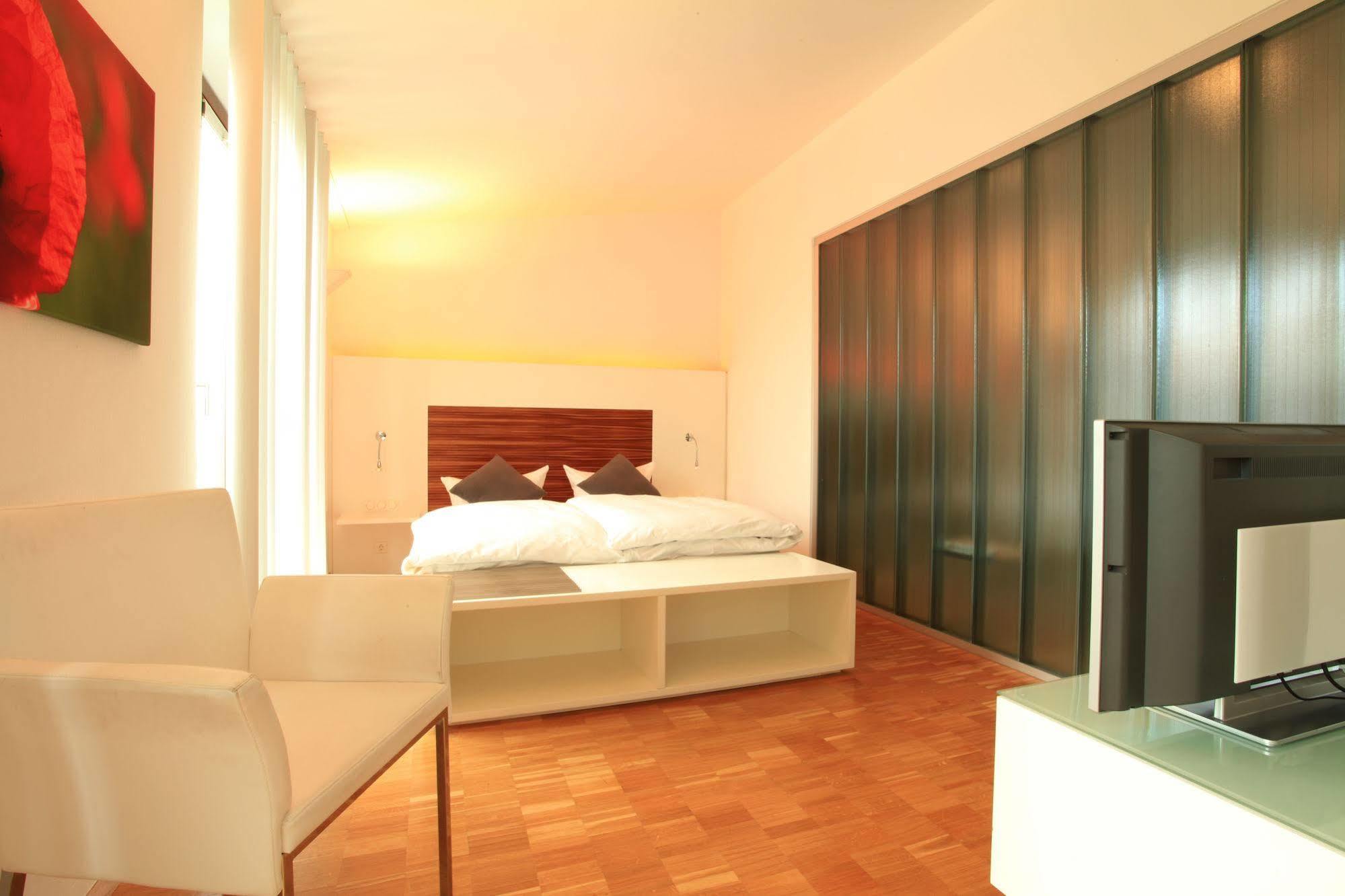Das Wildeck Hotel & Restaurant Abstatt Buitenkant foto
